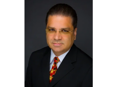 Dr. Federico Diez, Dentist in Miramar, Florida.
