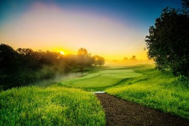 Photo of golf green at Mistwood Golf Club