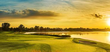 Photo of Mistwood Golf Club pointed toward the sun