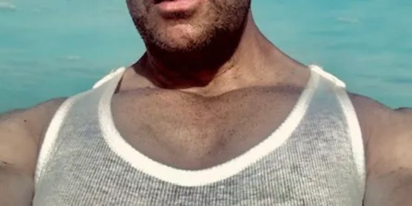 Hello, men. Welcome to my profile on Man 2 Man Massage.
I invite you to relax in my therapeutic and