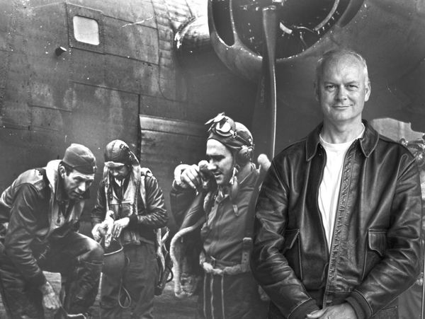 ww2 war white and black picture
