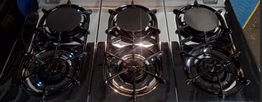 Chrome cooktops, porcelain glazed grates, thermostats, gas safeties, and even more parts available