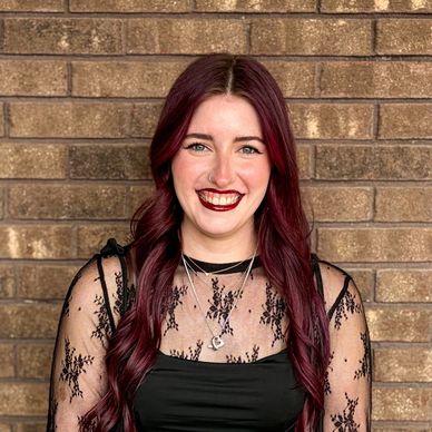 Emily, Creative Stylist.