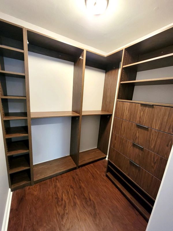 Contemporary Custom Closet
