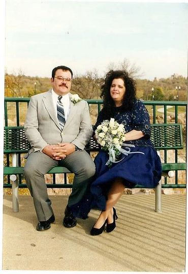 Married Bill Reynolds on October 15, 1999