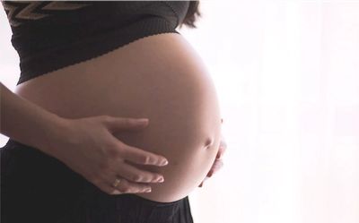 PREGNANCY & CHILDBIRTH