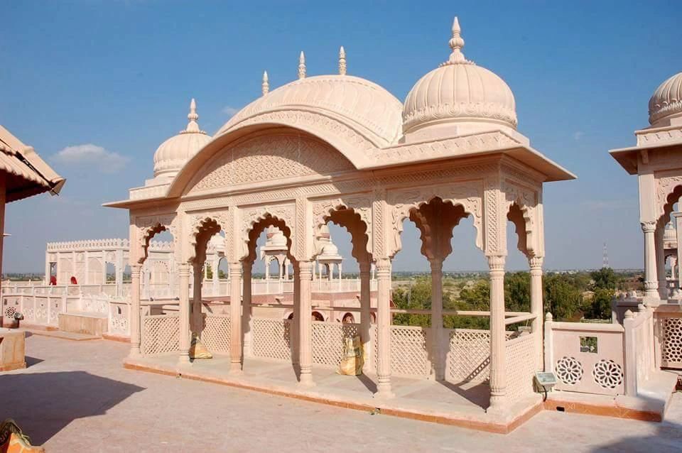 A sandstone gate is a type of gate made of sandstone,