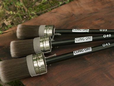 Tattered & Worn Cling-On Brushes