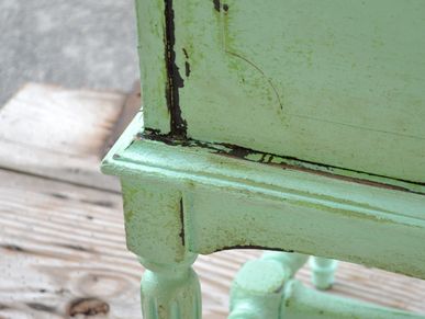 Tattered & Worn Terra Bella Paint