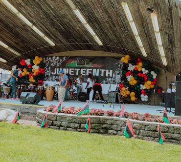 Event decoration
Helium Balloons