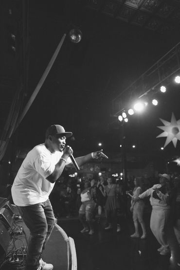 Tay Morris entertaining the crowd