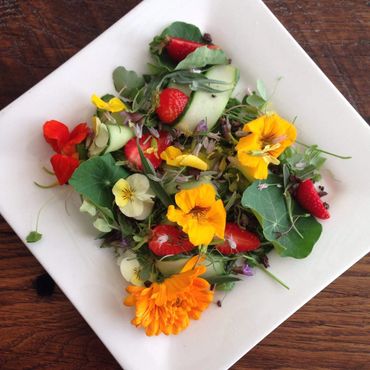 Edible flower salad