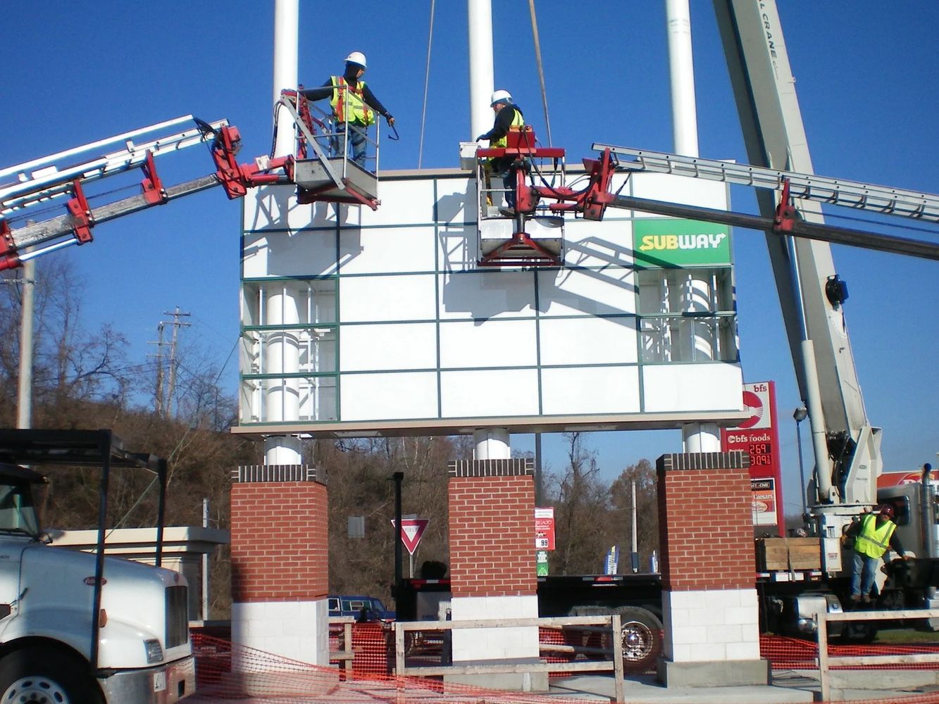 J.D. Signs and new install Middletown Commons.