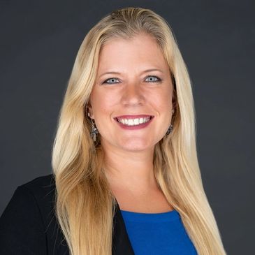 Headshot of company owner, Stephanie Hesch