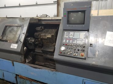 Tour CNC avec mandrin 10'' x 40''