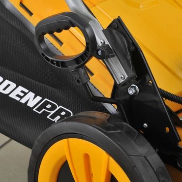 şanzımanlı çim biçme makinesi