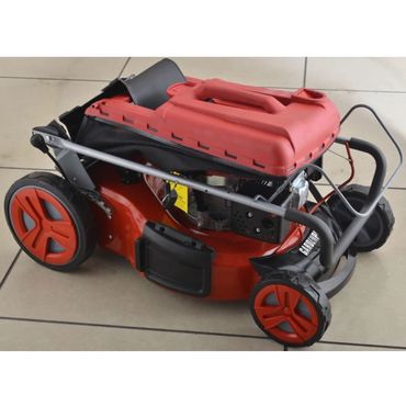 şanzımanlı çim biçme makinesi