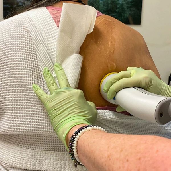 Evergreen Factor: Shockwave Therapy Near Me Lake Oswego Oregon 97035 1-844-433-2286