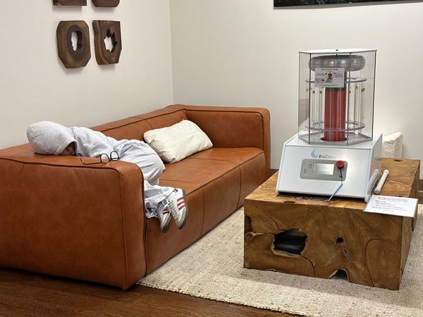 BioCharger Energy Frequency Therapy
at Evergreen Factor in Lake Oswego Oregon 97035.