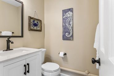Gallery Cottage powder room, 1/2 bath