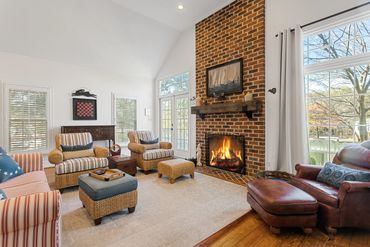 Garden Cottage great room
