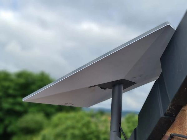 Starlink Gen3 Dish System Blazing Fast Internet www.starlinkfitter.com Starlink installers near me
