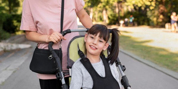 Niña con discapacidad