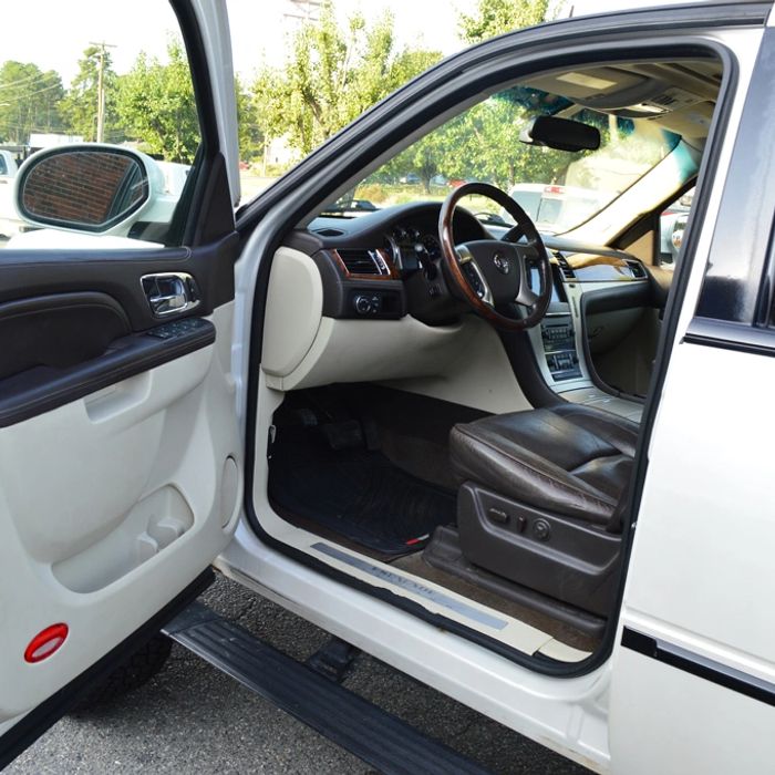 2012 Cadillac Escalade ESV Platinum Edition - Photo 9