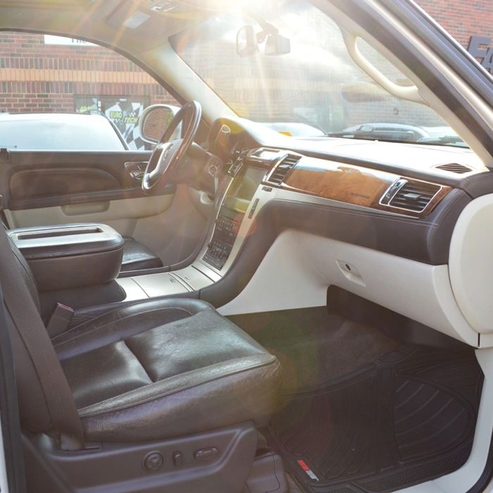 2012 Cadillac Escalade ESV Platinum Edition - Photo 11