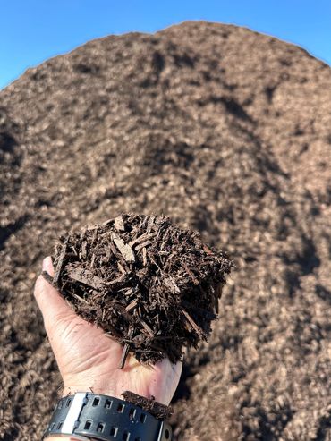 Premium Brown Hardwood Mulch