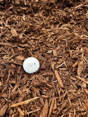 Premium Hardwood Mulch-Brown