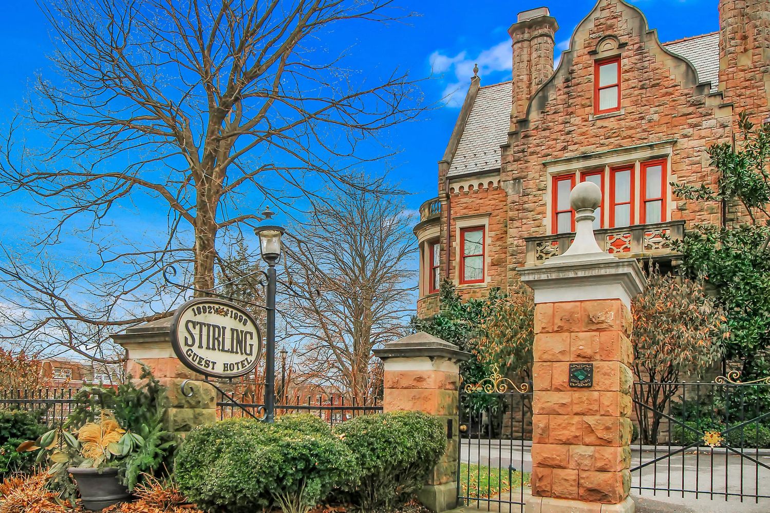 stirling guest hotel stirlingguesthotel bed & breakfast mansion historic theknot weddingwire reading