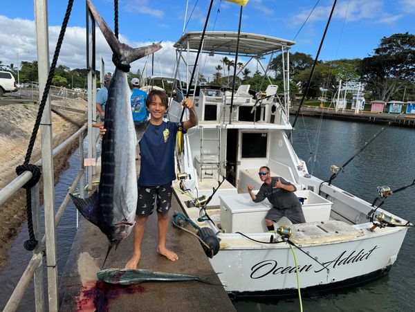 We caught a Striped Marlin and Mahimahi on our Fullday Fishing Trip