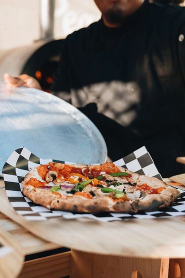 Pizza catering for any kind of events: birthday, corporate events, baby shower, bridal shower.