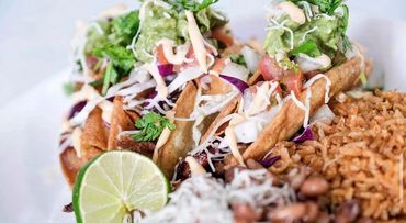 Taco station for any occasion : birthday, welcome baby, bridal shower, corporate event, wedding.