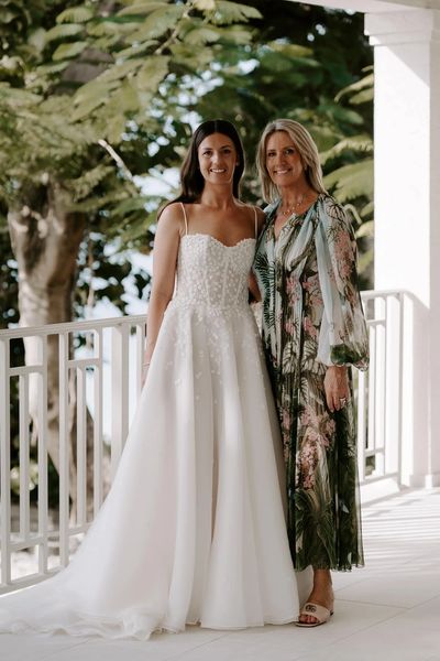 Bridal Makeup Lessons for Destination Weddings