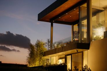 Reverse House Al Fresco Dining