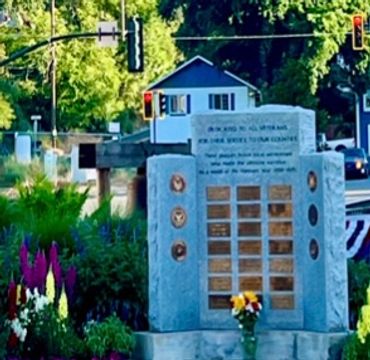Monument Garden Project by Kathi Lishman. Garden by Cary Friar