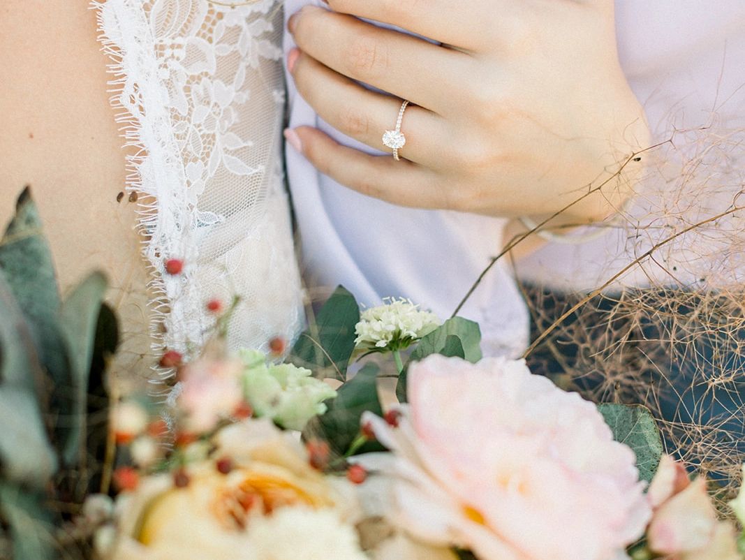 Photo by Among the Oaks www.amongtheoaks.co . Wedding venue, Eugene, Oregon, Whitewater Weddings, Fo