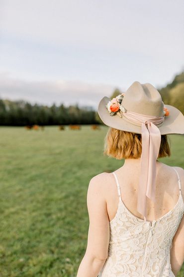 Wedding venue, open field, Eugene, Oregon, afford wedding venue