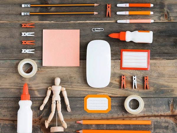 flat-lay-organized-office-desk