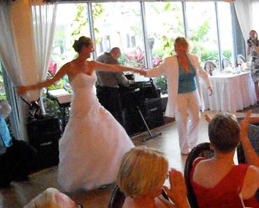 Same sex wedding dance, wedding first dance, girl dancing with girl,