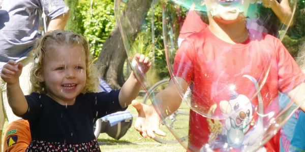 Kids make bubbles