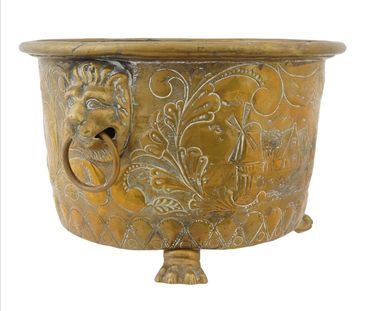 17th Century French Jardinere