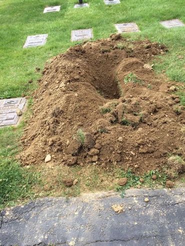 Potential Dogman Digging Up A Grave In Ohio?