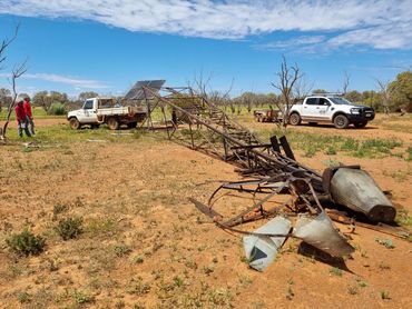 Windmill repair?
Replacement of windmill with FTA-Solar FTA-4-SPW1-16P solar-powered bore pump.
