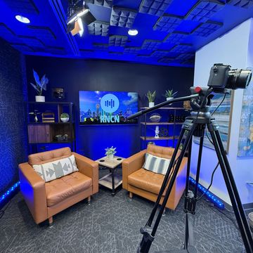 Professional speakers in a development program focused on coaching, community, and lasting impact