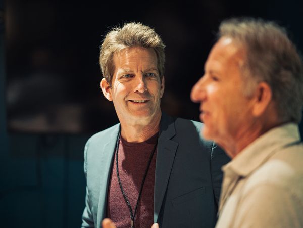 The Passing Zone, award-winning comedy and juggling keynote speakers on teamwork and innovation