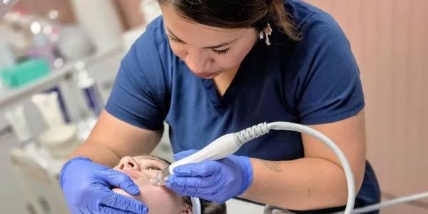 Advanced Hydradermabrasion