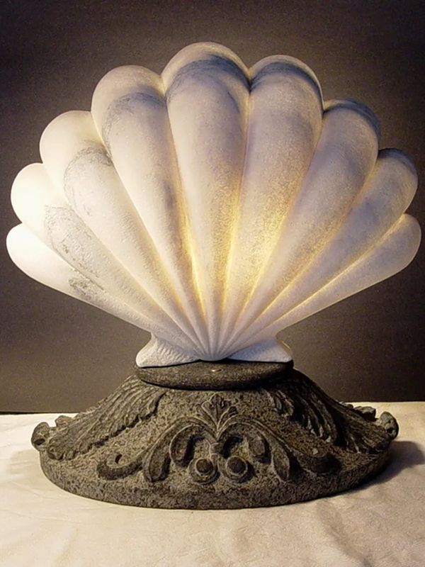The Shell Lamp